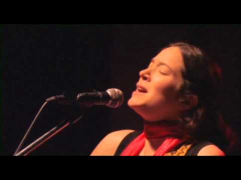 Kate Fagan performing at the Alistair Hulett Tribute Concert in Sydney