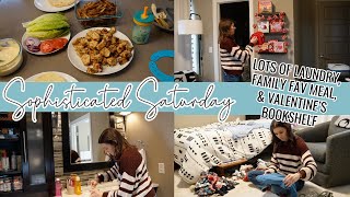 LAUNDRY DAY & GET IT ALL DONE ON THE WEEKEND // Easy Family Meal + Valentine's Day Book Shelf