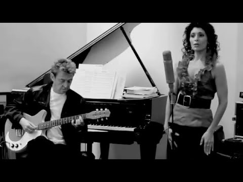 Andy Summers with Geeta Novotny singing Ave Maria