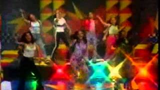 ☆ Gloria Aura. &quot;Gira Que Gira&quot; (Lynda). AnaPamela AlexandraLazcano (TV Azteca) letras