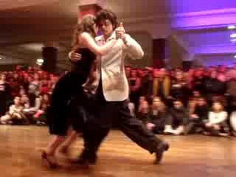  Federico Naveira  and  Inés Muzzopappa  are  dancing  to  the  tango  "  Amurado  "