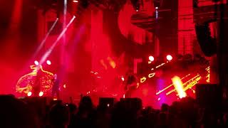 Rise Against - Welcome To The Breakdown