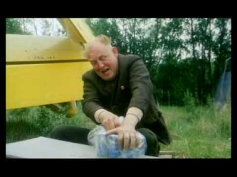 Jönssonligan Dynamit-Harry är törstig ...