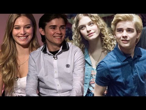 The Unauthorized Saved by the Bell Story (Clip 'It's Nice')