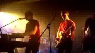 The Dykeenies Clean up your eyes