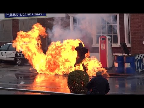 Movie Park 2015 Crazy Cops - The Action Stunt Show - 1. Offizielle Vorstellung 21.03.2015