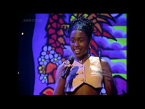 Michelle Gayle  -  Looking Up  - TOTP  - 1993