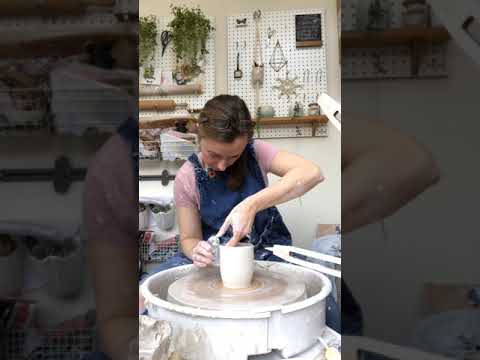 Throwing a mug shape