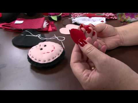 Mulher.com 15/10/2014 - Casal Joaninha Feltro por Jo Cruz - Parte 1