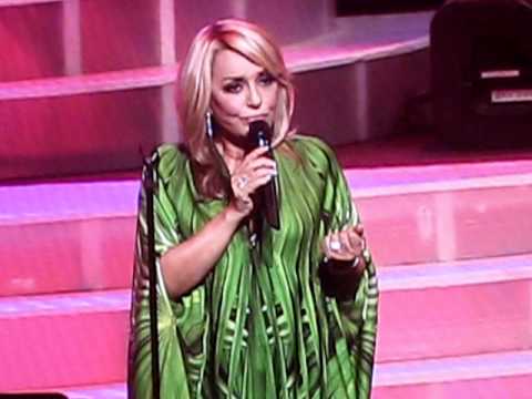 Googoosh @ Nokia Theatre 2011 - Funny Moments