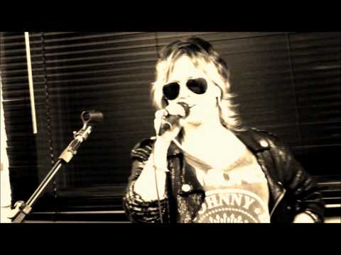 ENSAIO MARILIA BESSY