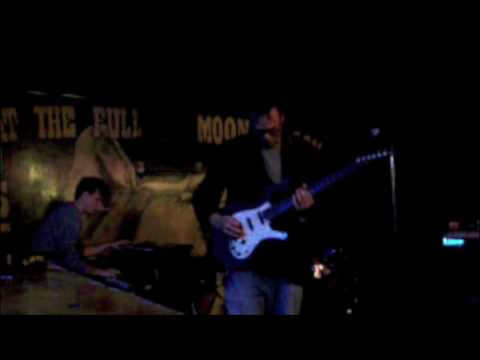 Live Performance :: Full Moon Saloon