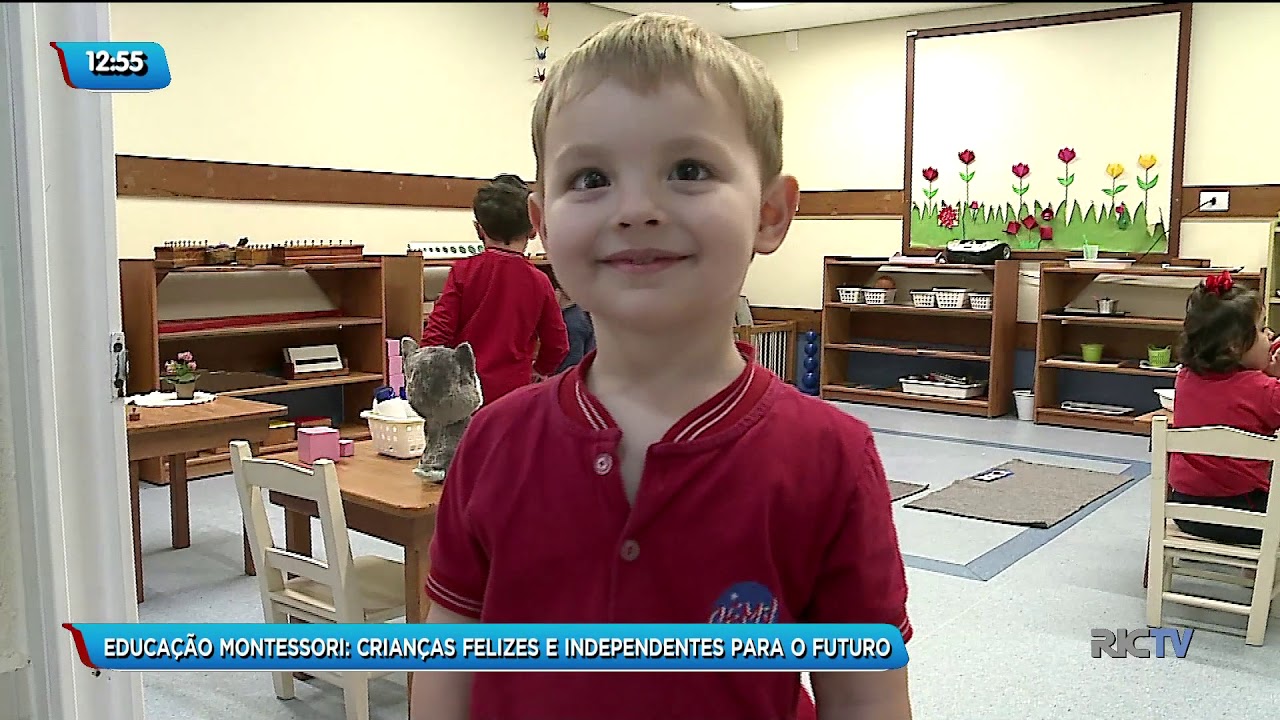 Educação montessori forma crianças felizes e independentes para o futuro