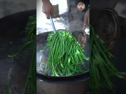 How to Dry & Cook Long Beans (Barbatti) the Traditional Way! 🥘