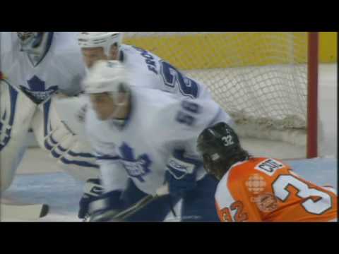Andre Deveaux vs Riley Cote