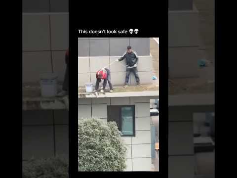 This looks incredibly unsafe 😅💀 #memesdaily #memes