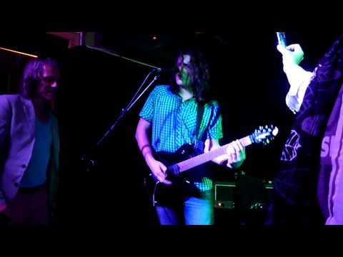 Tommy Dahlem Band@Cafe a Gogo - My Guitar wants