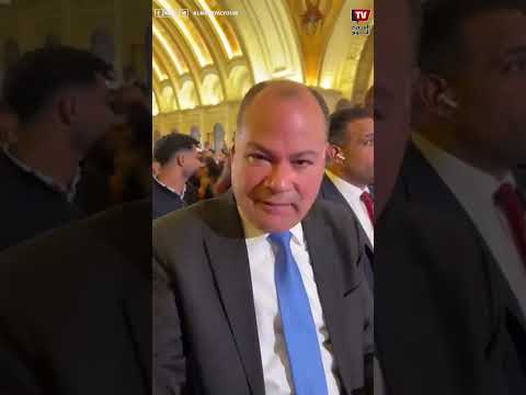 الإعلامي نشأت الديهي يعبر عن سعادته بمشاركة عيد الميلاد المجيد