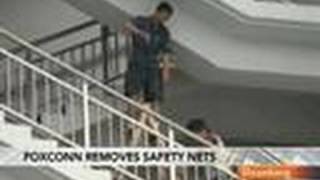 Foxconn Holds Rallies to Boost Morale After Suicides: Video