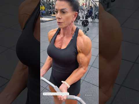 Bodybuilder Grandma Shocks Gym - Tammy Kearn
