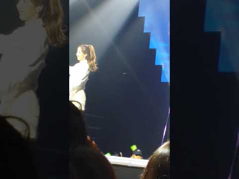 191109 Gfriend Sinb Eunha - KAMP Day 1