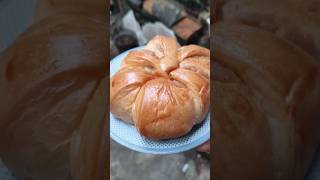 Download lagu Roti enak returan tapi masih bagus, rasanya waw banget, maknyusss!!! mp3