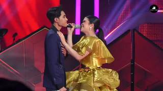 Download lagu Dawai Asmara - Eby, Zahra, April Dan Robi - Live At Mega Konser mp3