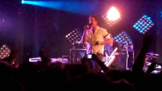 Them Crooked Vultures &quot;Interlude with Ludes&quot; live at Sound Academy