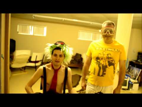 BONNE FÊTE! Les Clowns Bougon François Pérusse mais avec des fleurs.