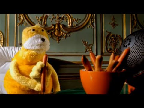 Mr Oizo - Flat beat (Official Video with Flat Eric - 1999 - F Communications)