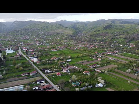Primăvara la Polovragi, Gorj [Drone FHD]