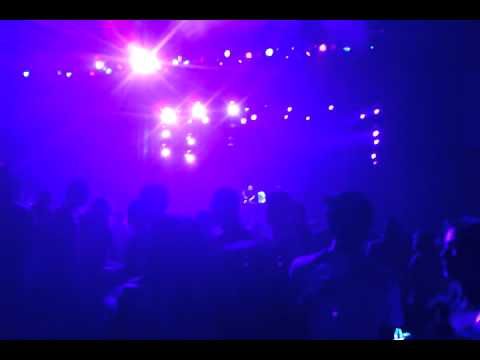Norin & Rad playing Tritonal - Broken Down @ the Grove in Anaheim 3/18/11