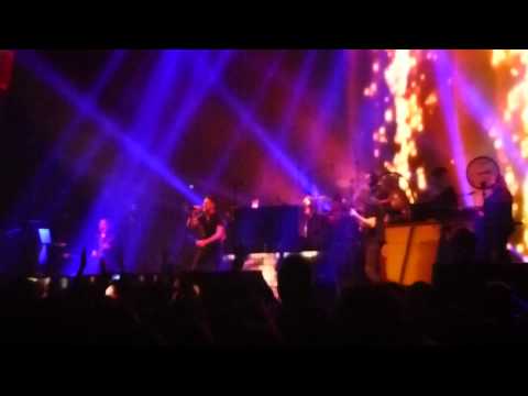 The Killers - Heart Of A  Girl + Bling (Confession Of A King) - Malmö Arena Sweden 02.03.2013
