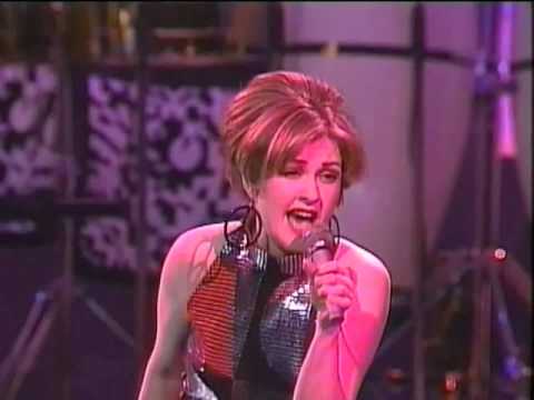 Cyndi Lauper live in Yokohama - Japan 1991