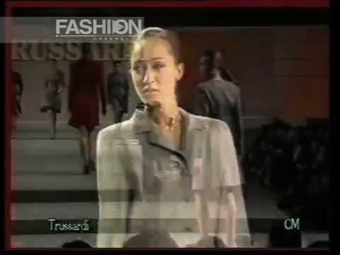"Trussardi" Autumn Winter 1988 1989 Paris pret a porter women by Canale Moda