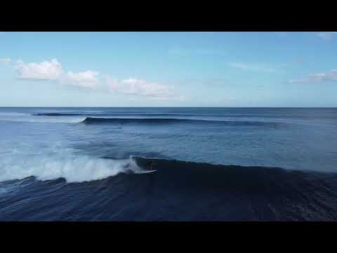 Drone Surfing at racetracks Uluwatu. Shmayn