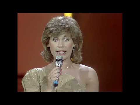 1984 Germany: Mary Roos - Aufrecht geh'n (13th place at Eurovision Song Contest in Luxembourg)
