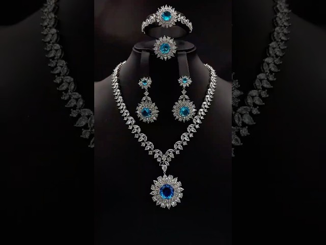 طقم زيركون فاخر بحجر أزرق لامع إصدار خاص دقة الماس 5 قطع بضمان على اللون - 12360