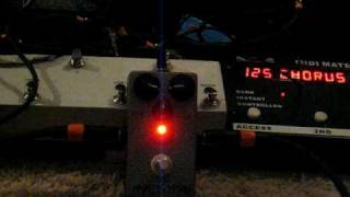 Video thumbnail for Analogman Compressor Demo by Karl Verkade