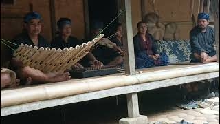 Download lagu 29 April 2024 seni budaya di baduy mp3
