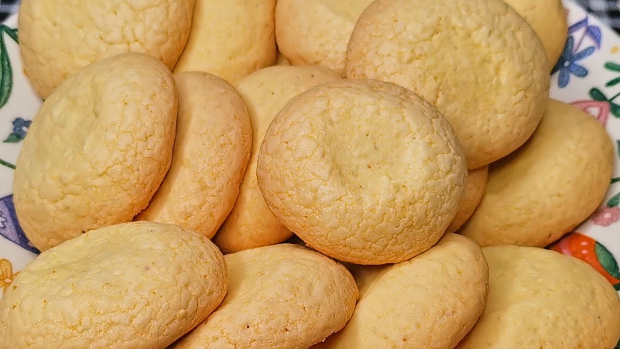 BOLACHA DE FUBÁ COM AMIDO DE MILHO/ DERRETE NA BOCA