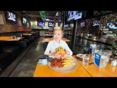 10lb Devour Hour Challenge at Fatpour Tapworks in Chicago!! 