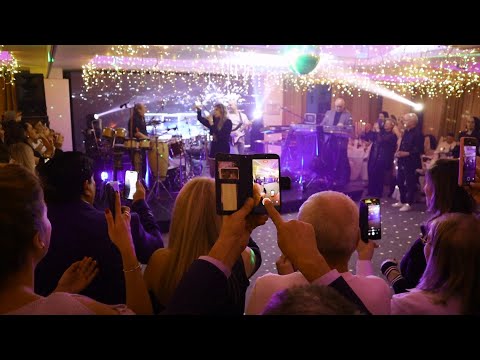 PRILOG VRT - VIKI i NERMIN ZAPALILI MASU u FONTANI