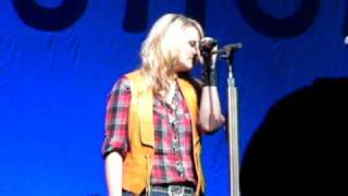 Million Miles Away - Miranda Lambert &amp; Adam Hood