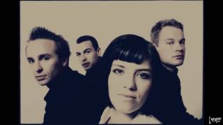 Tsunami Bomb - Wise Up