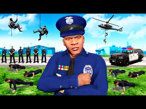 Controlling THE POLICE in GTA 5!