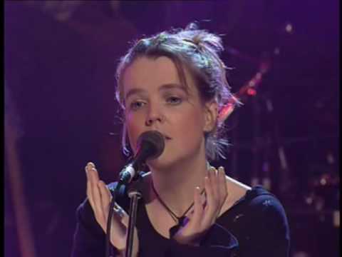 download lagu mp3 mp4 Ye Banks And Braes, download mp3 Ye Banks And Braes free download, download mp3 Ye Banks And Braes