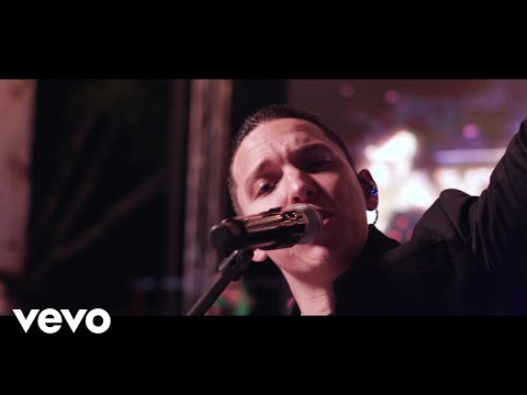 Javier Rosas Y Su Artillería Pesada - Así Me Dicen (En Vivo)