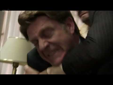 Amar C528 - Víctor y Tony se pelean en el Café Reyes