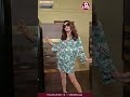 Mesmerising Beauty Ragini Entry With A Flying Kiss